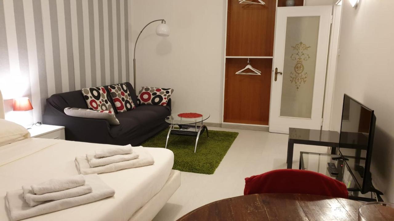 Amaverona Apartment Екстер'єр фото